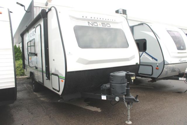 LS-AD-2541F Occasion Forest River No Boundaries 192 2022 a vendre1