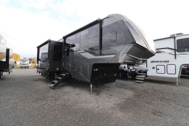 LS-D-2804FC Neuf Grand Design Momentum 395MS 2026 a vendre1