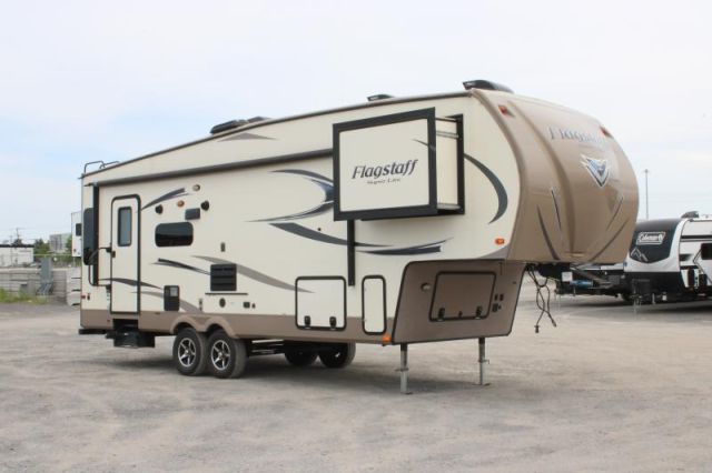 LS-BJ-2968Q-1 Occasion Forest River Flagstaff 527RLWS 2018 a vendre1