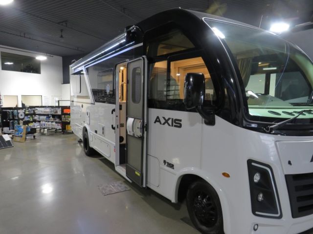 Thor Motor Coach Axis 26 2