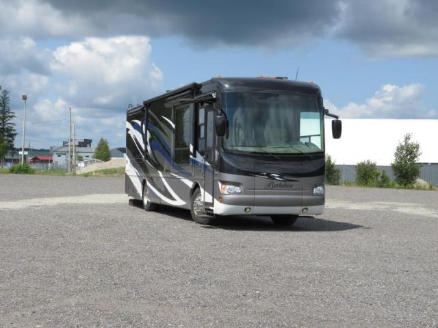 LS-AK-2671R Occasion Forest River Berkshire 360FWS 2012 a vendre1