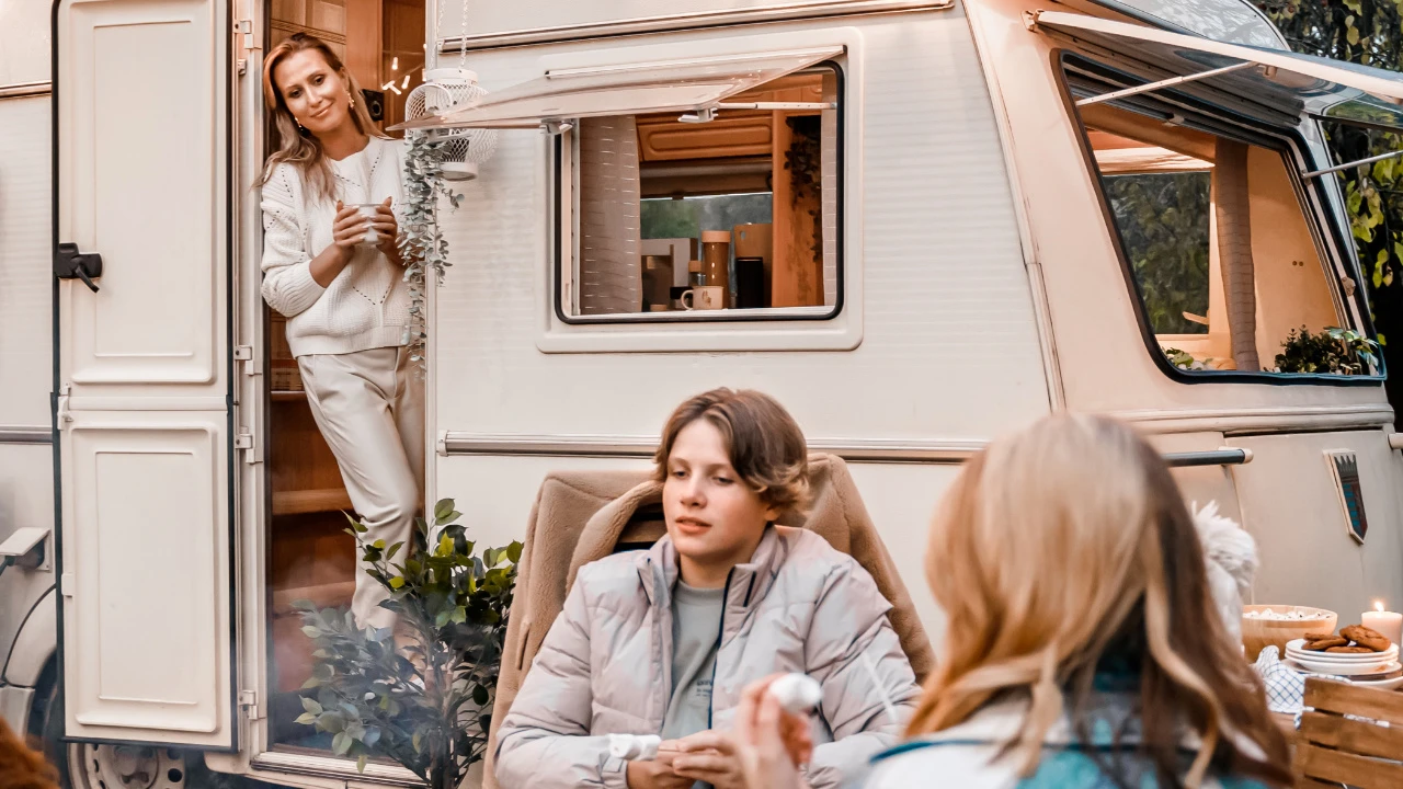 VR/roulotte neuf vs usagé : quel choix faire ?