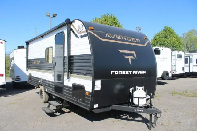 LS-F-3586R Neuf Prime Time Avenger 18DBS 2026 a vendre1