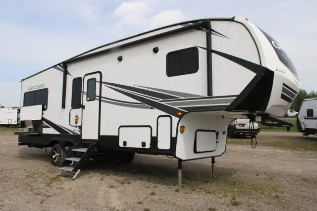 LS-AD-2494F Occasion CrossRoads Cruiser 27MK AIRE 2023 a vendre1