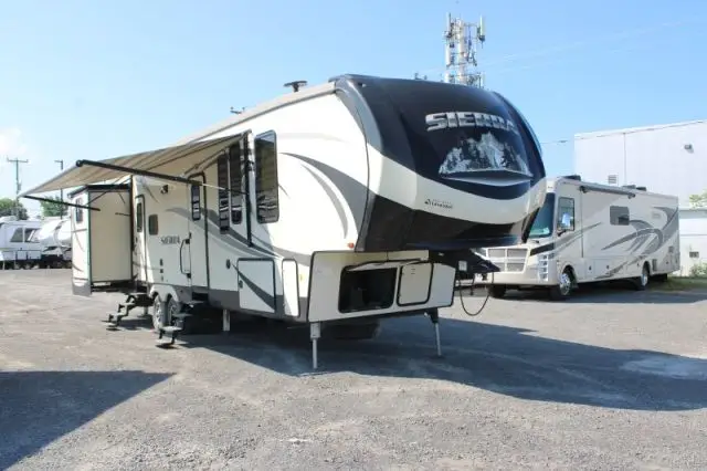 LS-AD-2800F Occasion Forest River Sierra 369SAQB 2018 a vendre1