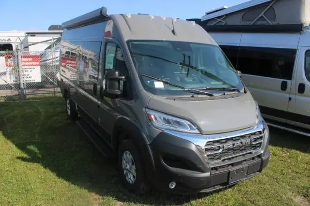 LS-T-0289B Neuf Thor Motor Coach Tellaro 20U SE 2026 a vendre1