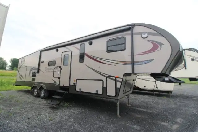 LS-AJ-3840F Occasion Prime Time Crusader 335BHS 2015 a vendre1