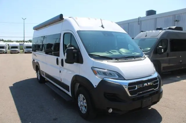 LS-LSF-0022 Occasion Thor Motor Coach Tellaro 20L SE 2026 a vendre1