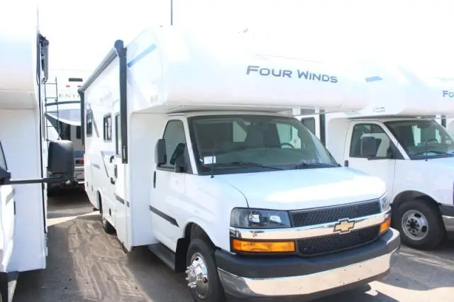 LS-T-0310C Neuf Thor Motor Coach Four Winds 21Z GM 2027 a vendre1