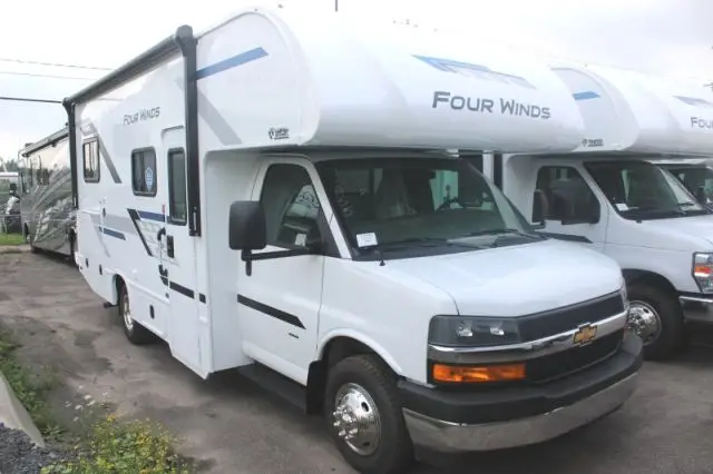 LS-T-0309C Neuf Thor Motor Coach Four Winds 21Z GM 2027 a vendre1