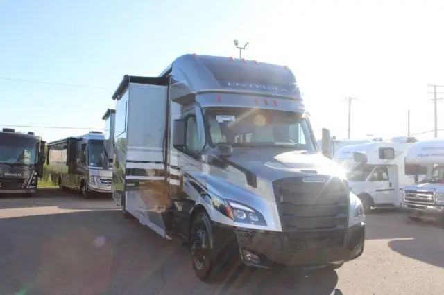 LS-J-3930C Neuf Entegra Coach Centurion 39N 2027 a vendre1