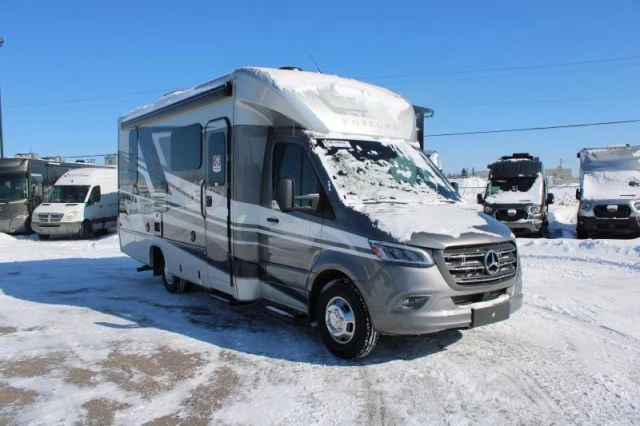 LS-J-3774C Neuf Entegra Coach Qwest 24L 2025 a vendre1