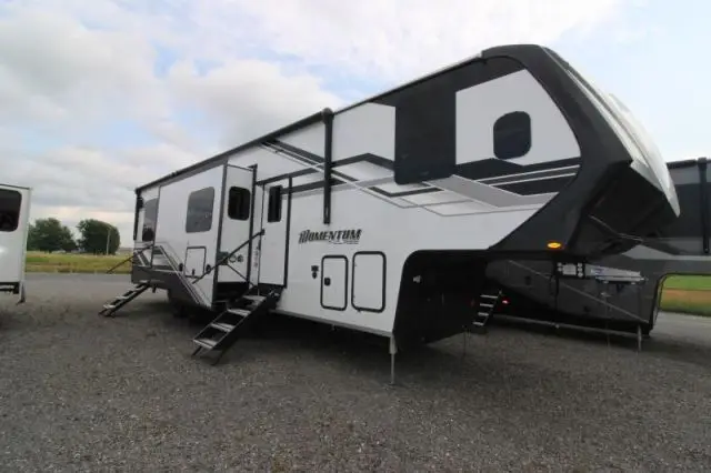 LS-D-2878FC Neuf Grand Design Momentum 344M 2025 a vendre1